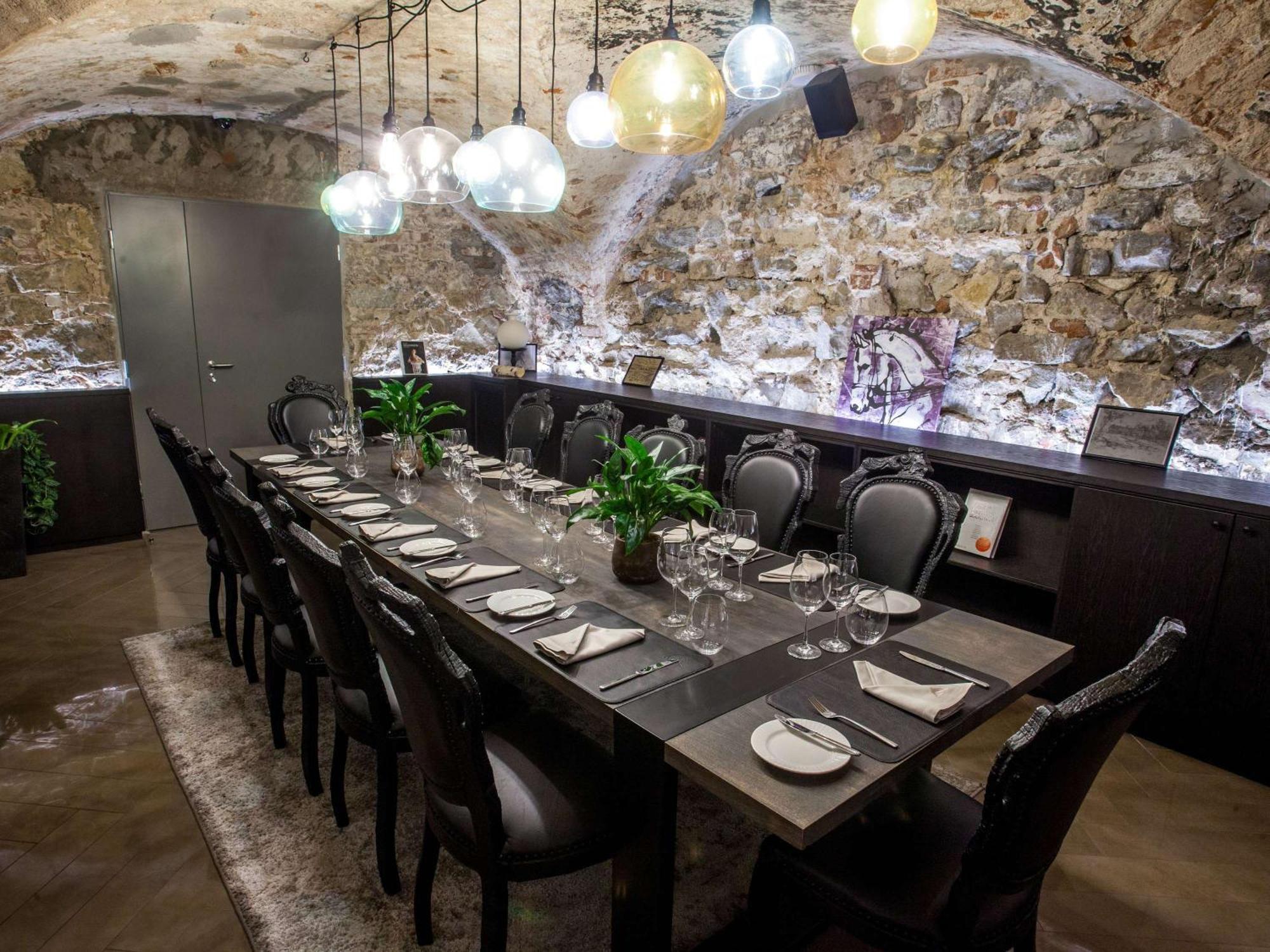 Pullman Riga Old Town Hotel Екстериор снимка The restaurant's private dining room